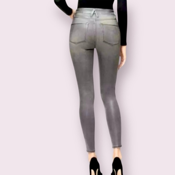Good American | Good Waist | Shaping Jeans Gray Skinny Size 4/27 - Picture 2 of 11